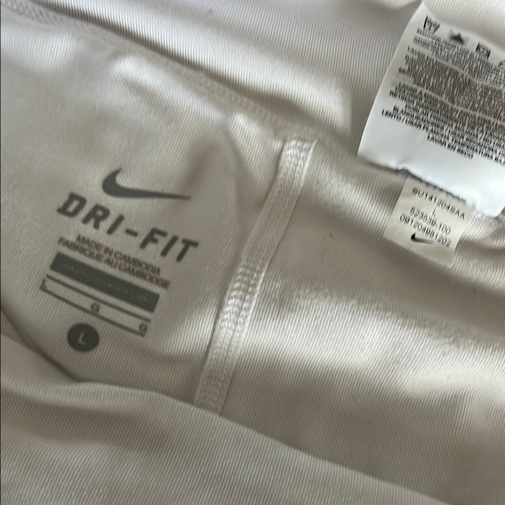 Nike Women's Bright Coral and White Skorts - Picture 7 of 10